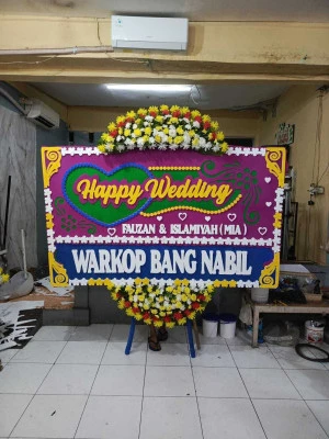 Papan Bunga di Slipi